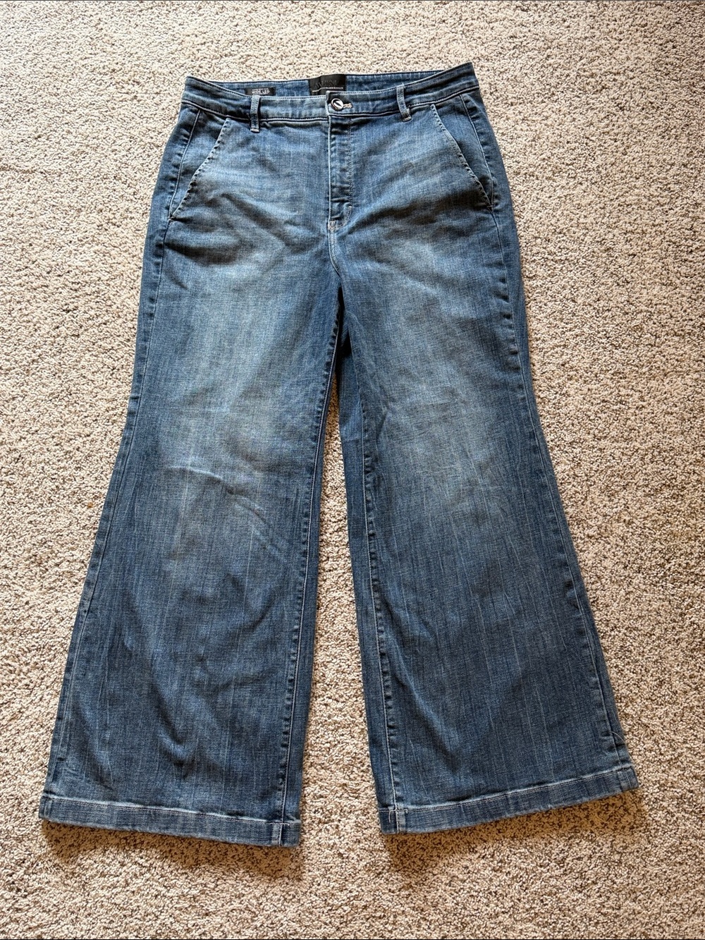 White House Black Market Wide-Leg Jeans in Denim Blue